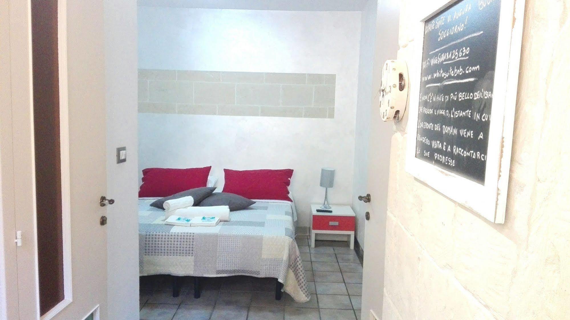 White Suite B&B Lecce Exterior foto